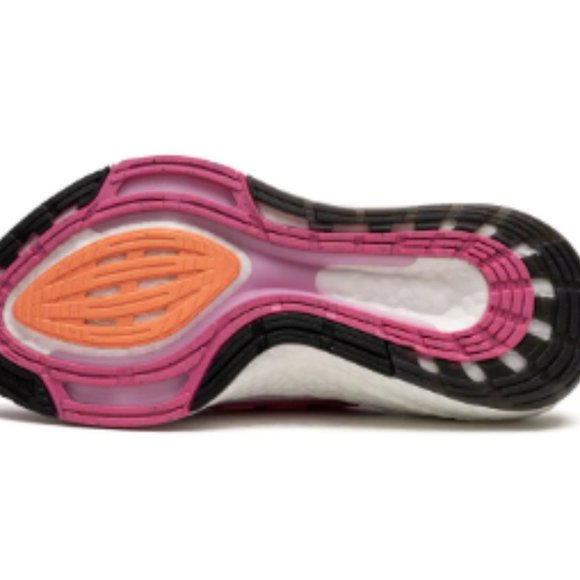 adidas Ultraboost 22 "Breast Cancer Awareness" sneakers - Picture 3 of 7